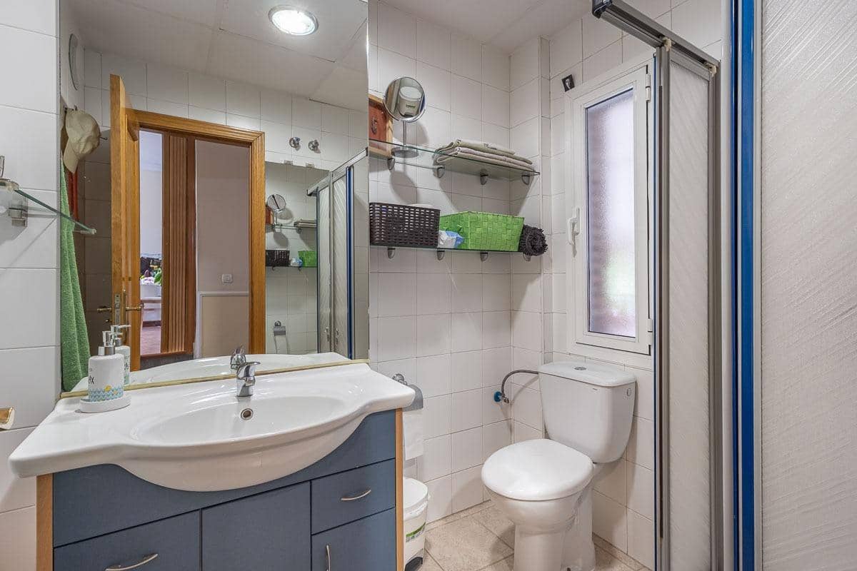 4 sypialnia Dom szeregowy na sprzedaż w Miasto Grenada z garażem - 439 000 € (Ref: 10147359)