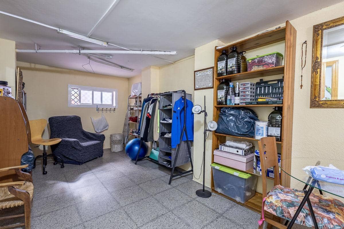 4 sypialnia Dom szeregowy na sprzedaż w Miasto Grenada z garażem - 439 000 € (Ref: 10147359)