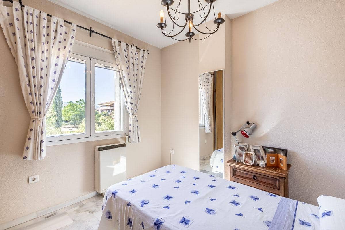 4 sypialnia Dom szeregowy na sprzedaż w Miasto Grenada z garażem - 439 000 € (Ref: 10147359)