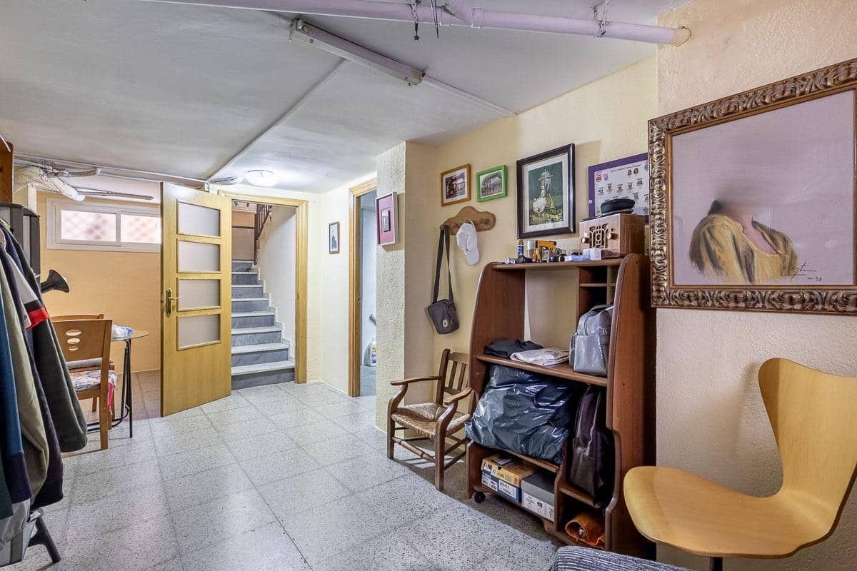 4 sypialnia Dom szeregowy na sprzedaż w Miasto Grenada z garażem - 439 000 € (Ref: 10147359)