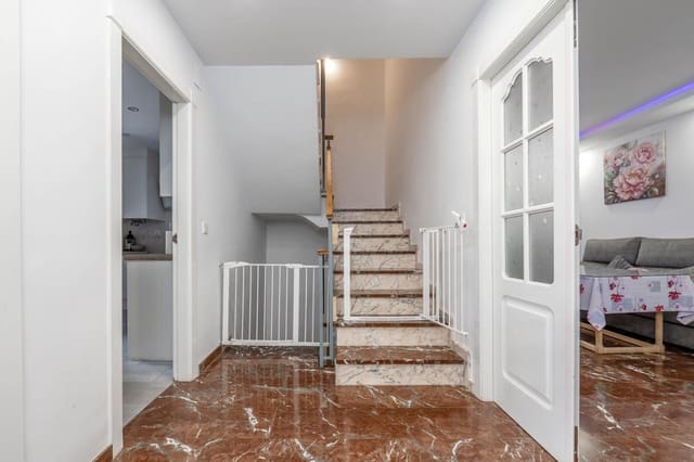 3 sypialnia Dom na sprzedaż w Ogíjares z garażem - 285 000 € (Ref: 10147360)