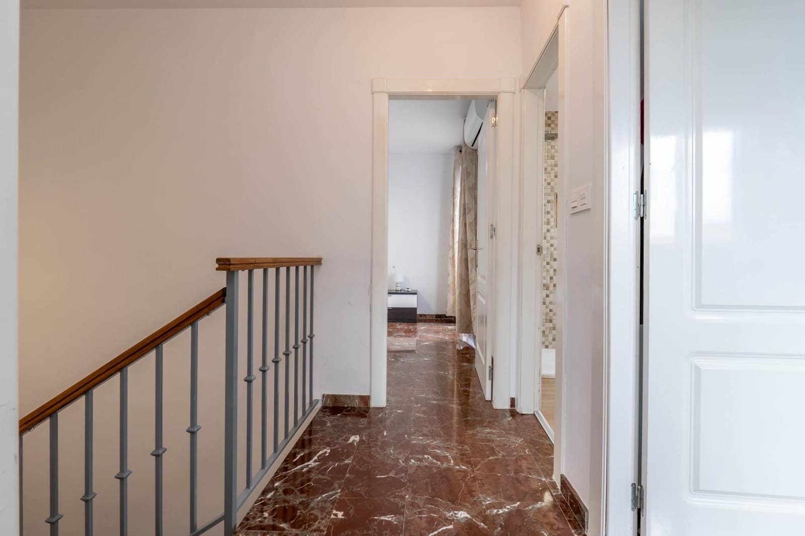 3 sypialnia Dom na sprzedaż w Ogijares z garażem - 285 000 € (Ref: 10147360)