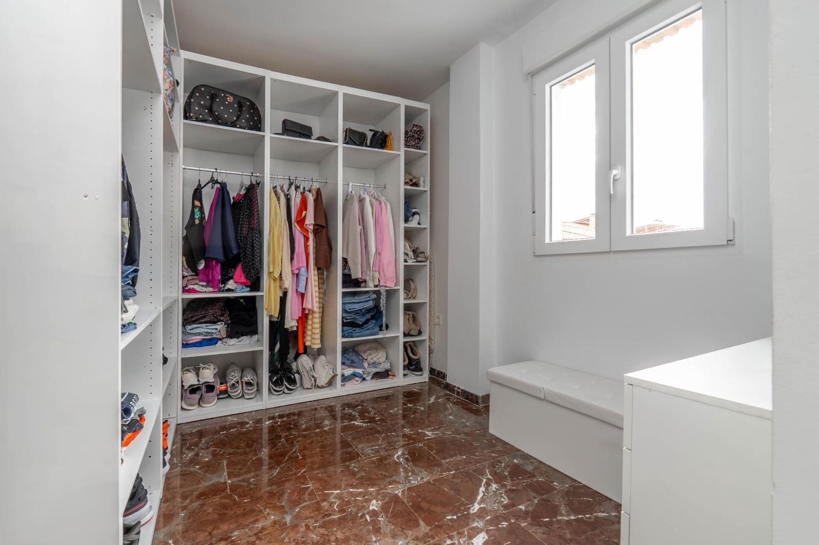 3 sypialnia Dom na sprzedaż w Ogijares z garażem - 285 000 € (Ref: 10147360)