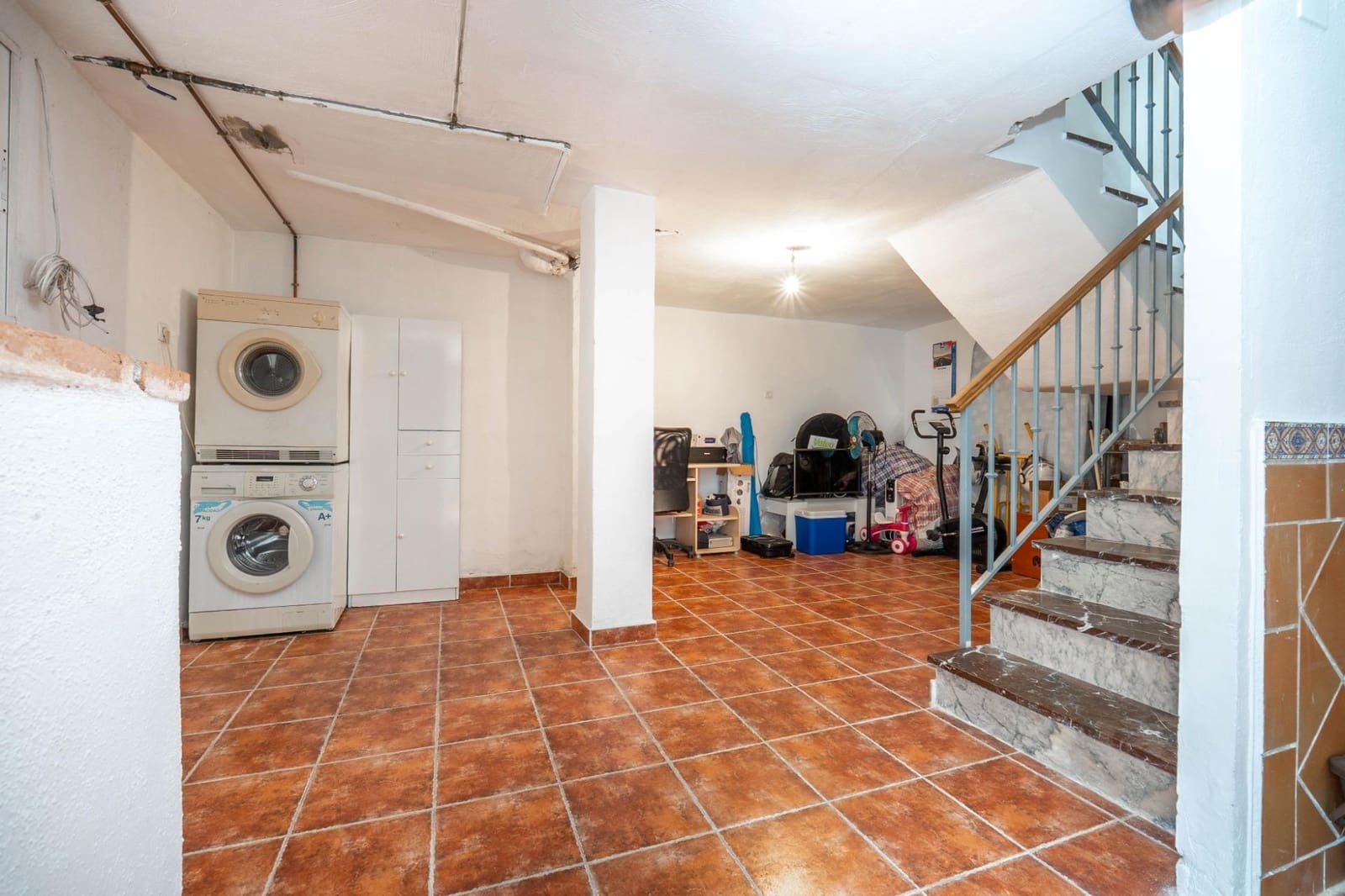3 sypialnia Dom na sprzedaż w Ogijares z garażem - 285 000 € (Ref: 10147360)