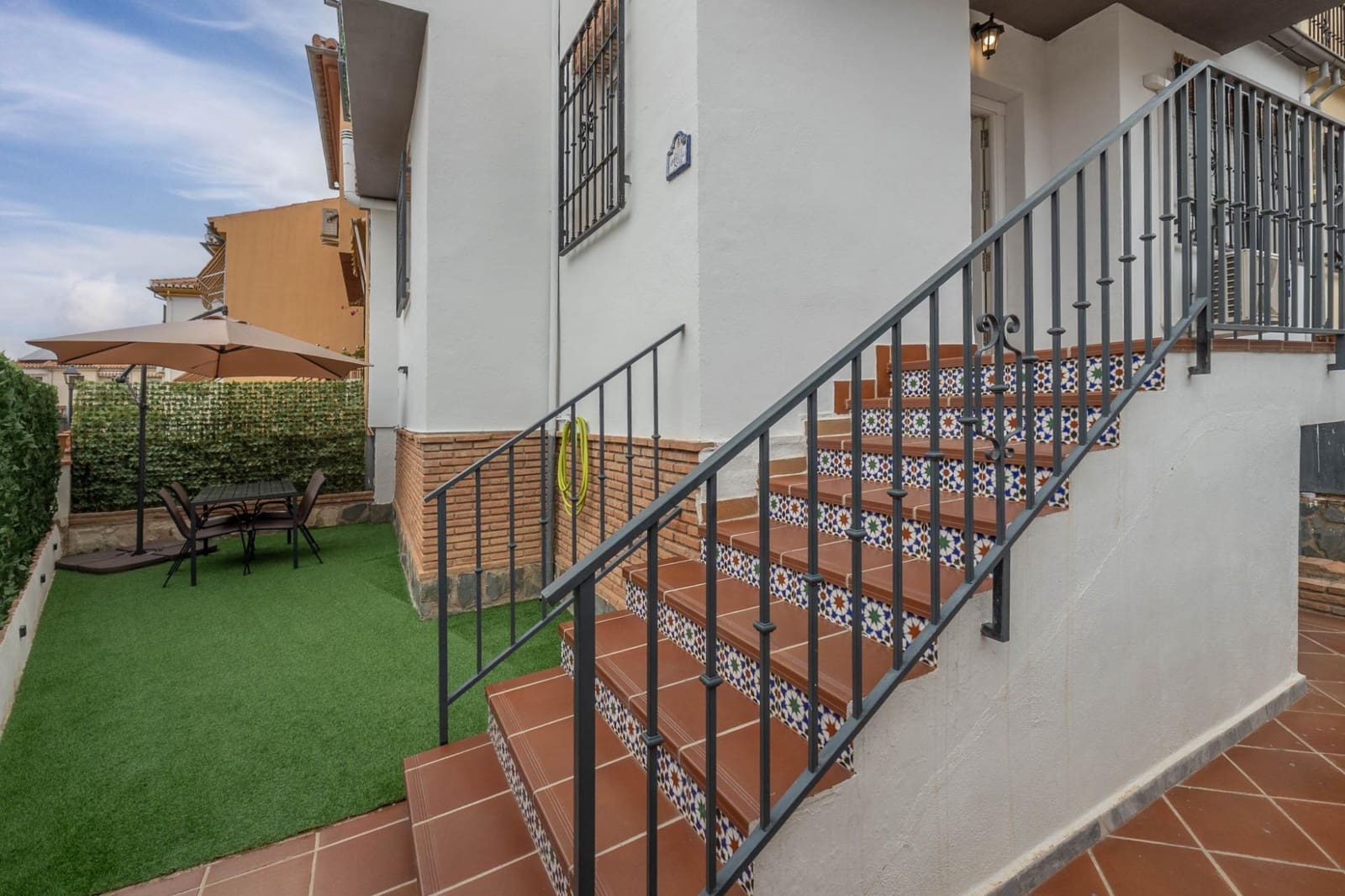 3 sypialnia Dom na sprzedaż w Ogijares z garażem - 285 000 € (Ref: 10147360)