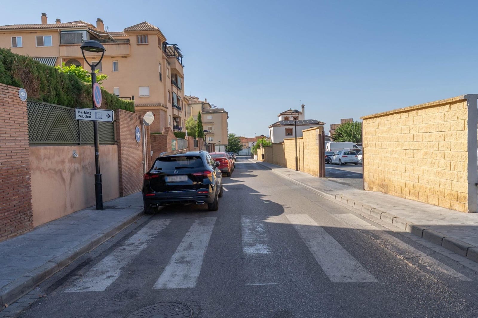 3 sypialnia Dom na sprzedaż w Ogijares z garażem - 285 000 € (Ref: 10147360)