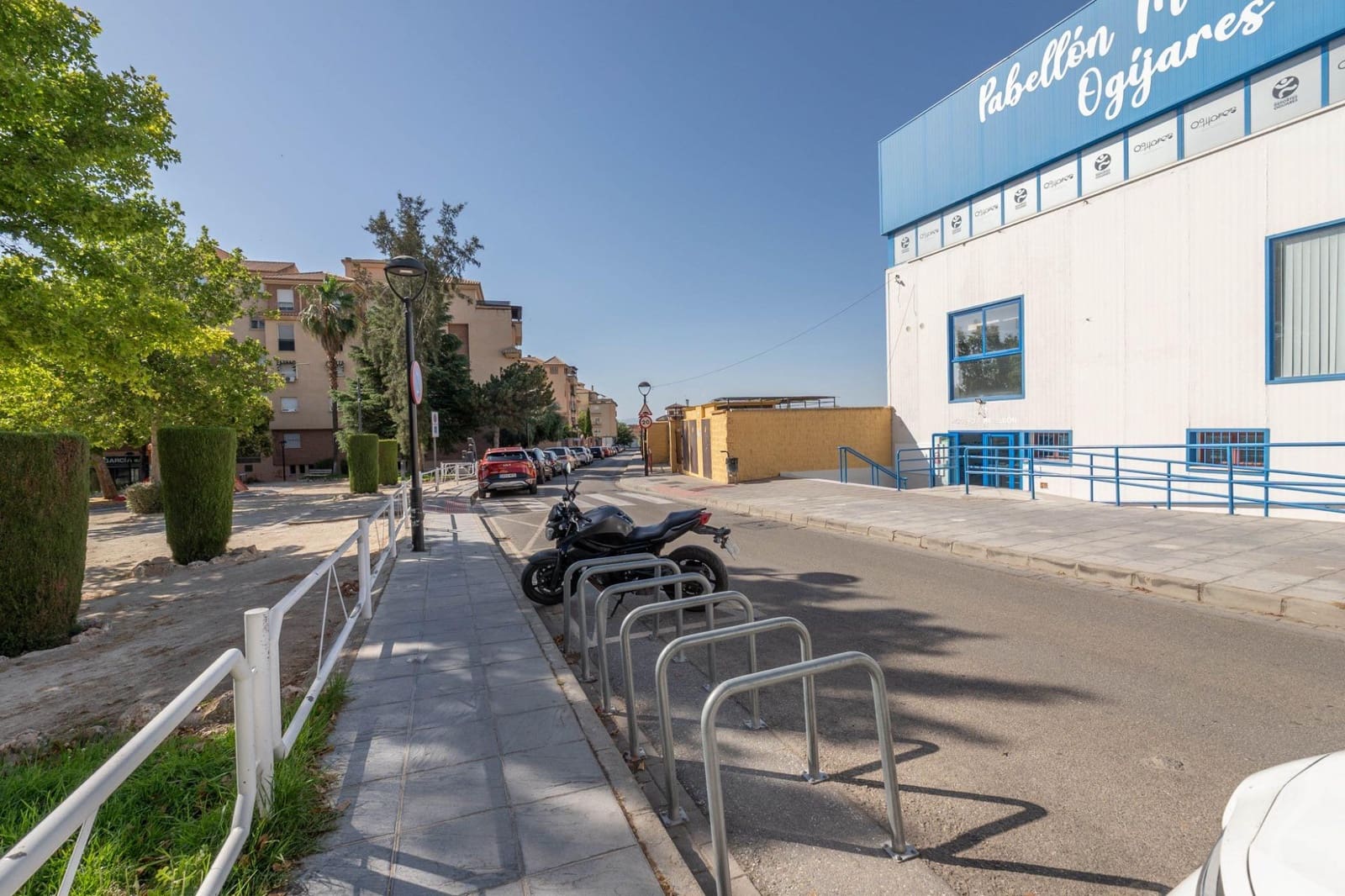 3 sypialnia Dom na sprzedaż w Ogijares z garażem - 285 000 € (Ref: 10147360)
