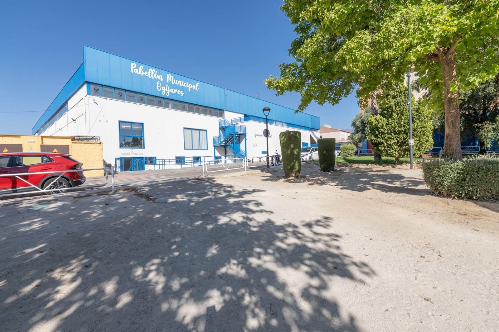 3 sypialnia Dom na sprzedaż w Ogijares z garażem - 285 000 € (Ref: 10147360)