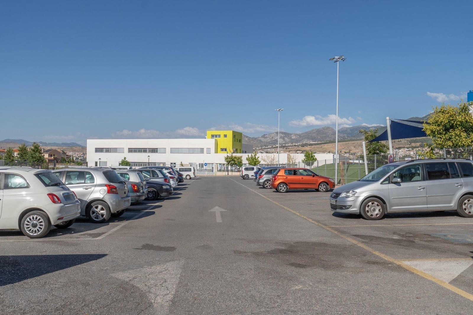 3 sypialnia Dom na sprzedaż w Ogijares z garażem - 285 000 € (Ref: 10147360)