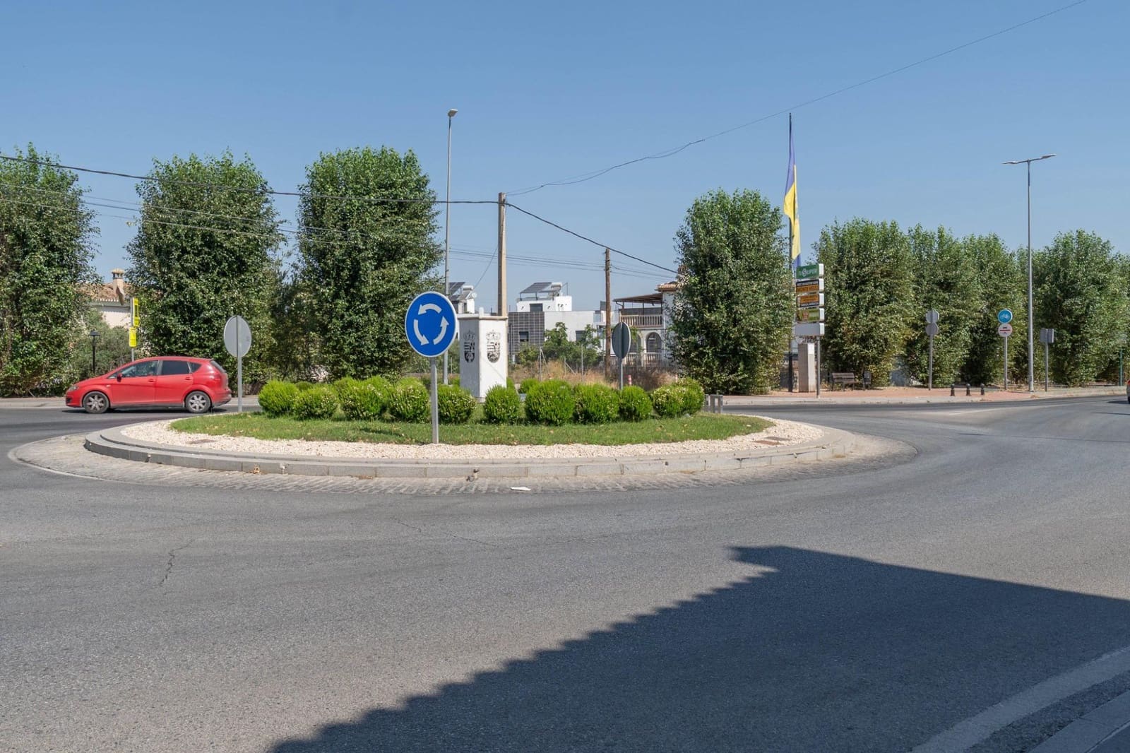 3 sypialnia Dom na sprzedaż w Ogijares z garażem - 285 000 € (Ref: 10147360)