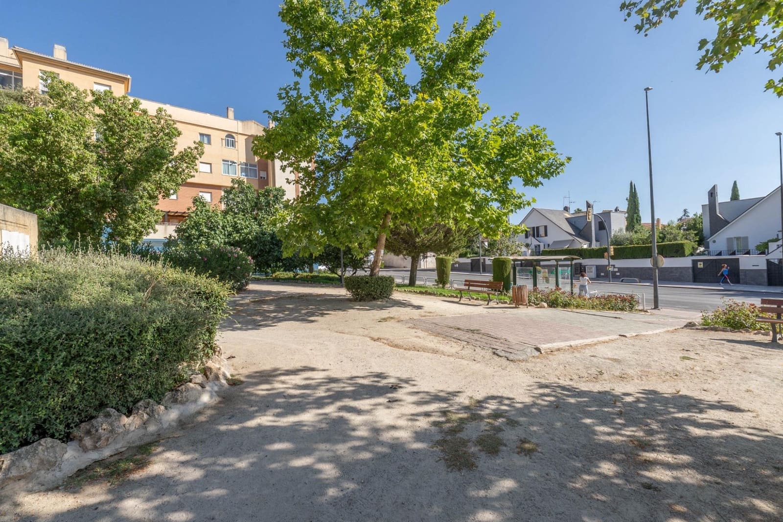 3 sypialnia Dom na sprzedaż w Ogijares z garażem - 285 000 € (Ref: 10147360)