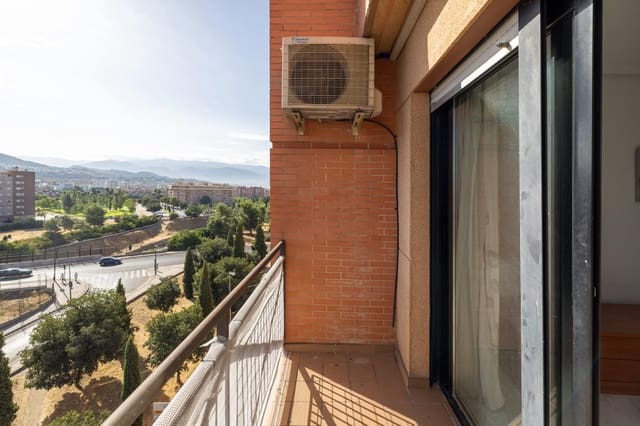 3 sovrum Takvåning till salu i Granada stad - 395 000 € (Ref: 10155472)