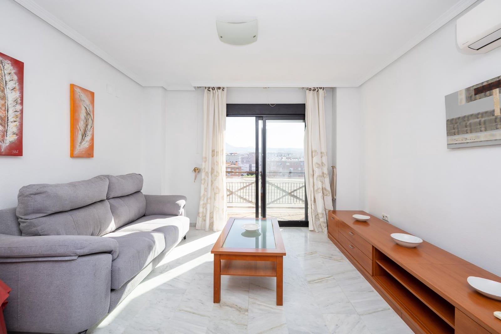 3 sypialnia Penthouse na sprzedaż w Miasto Grenada z basenem garażem - 395 000 € (Ref: 10155472)