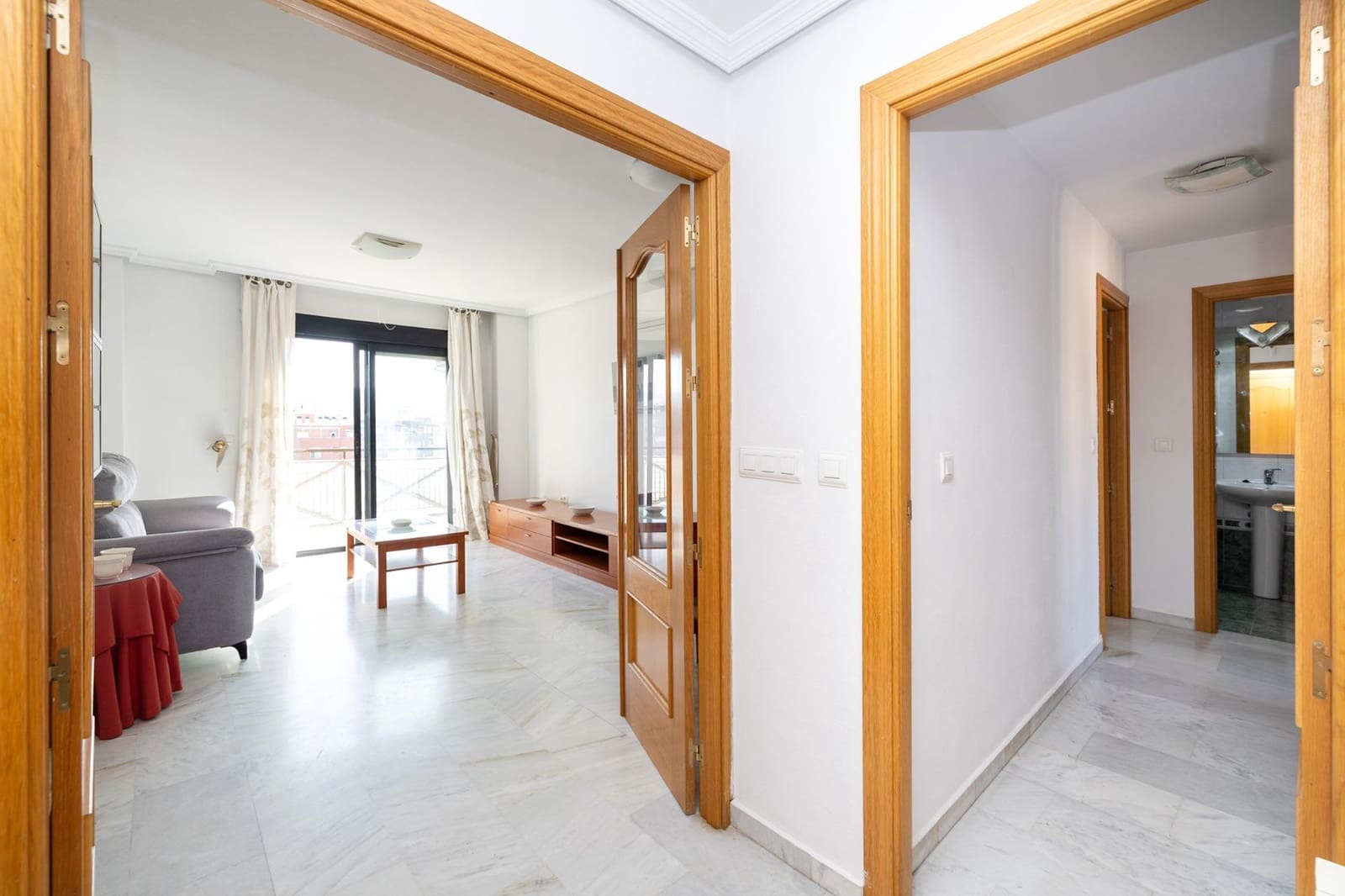 3 sypialnia Penthouse na sprzedaż w Miasto Grenada z basenem garażem - 395 000 € (Ref: 10155472)