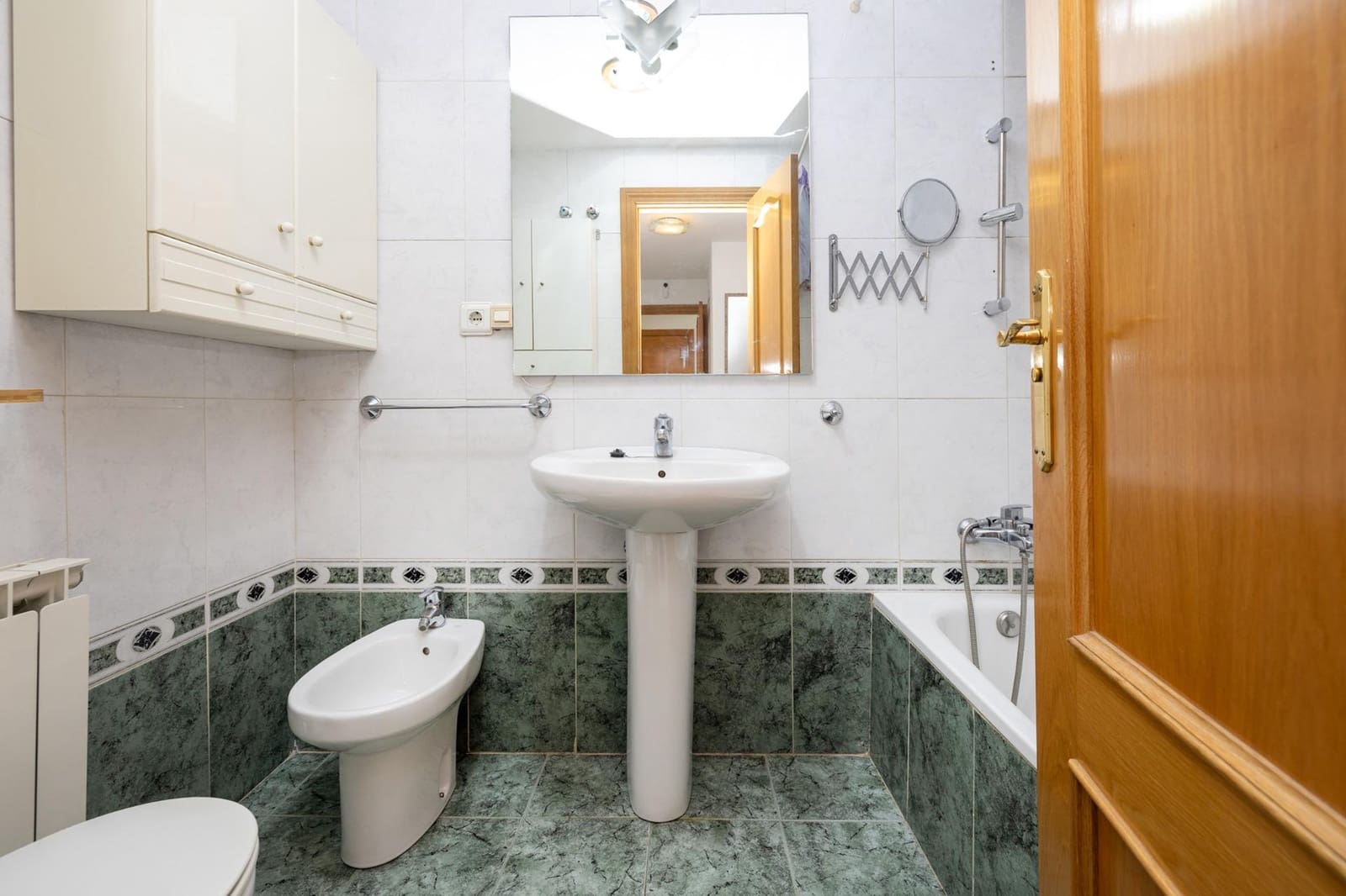 3 sypialnia Penthouse na sprzedaż w Miasto Grenada z basenem garażem - 395 000 € (Ref: 10155472)