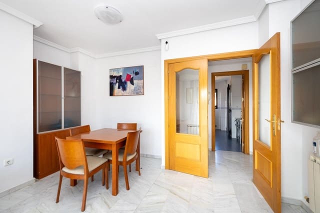 3 sovrum Takvåning till salu i Granada stad - 395 000 € (Ref: 10155472)