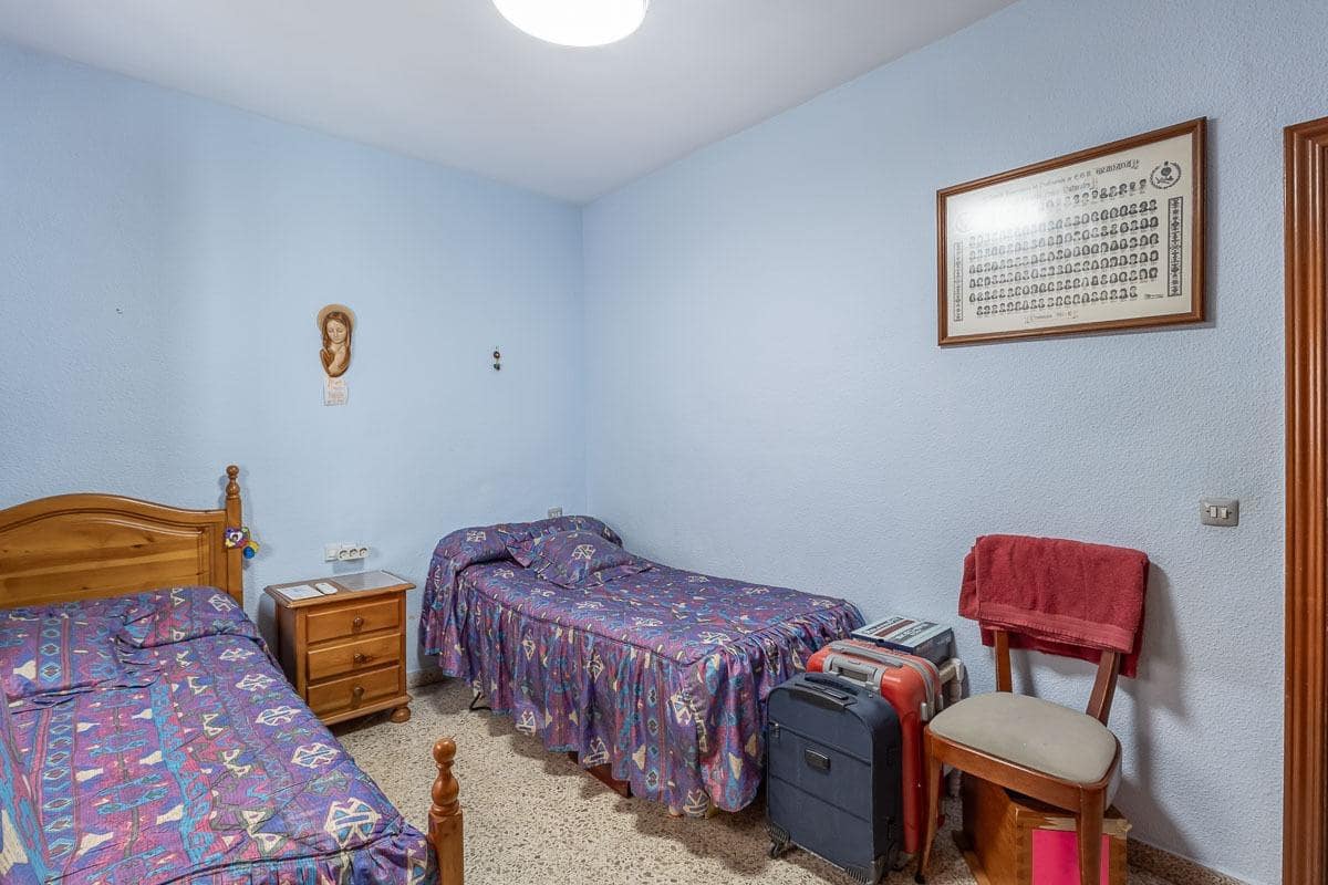 3 chambre Appartement à vendre à Peligros - 132 000 € (Ref: 10155473)
