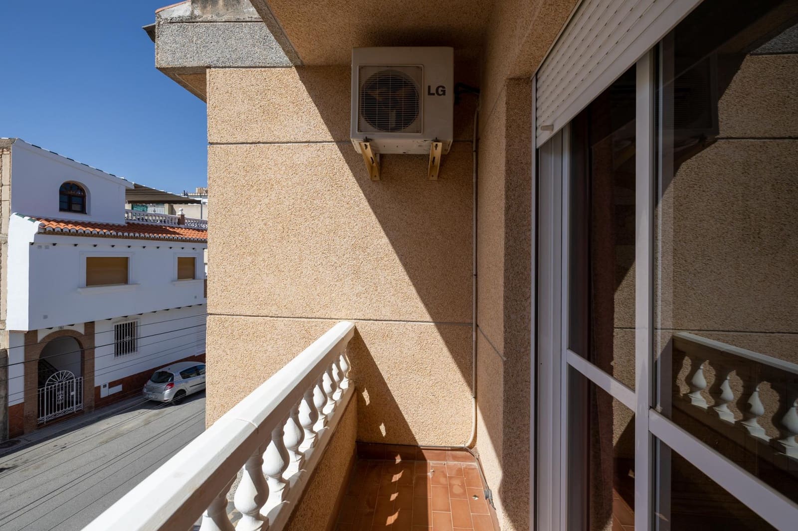 3 sovrum Radhus till salu i Las Gabias med garage - 215 000 € (Ref: 10155475)