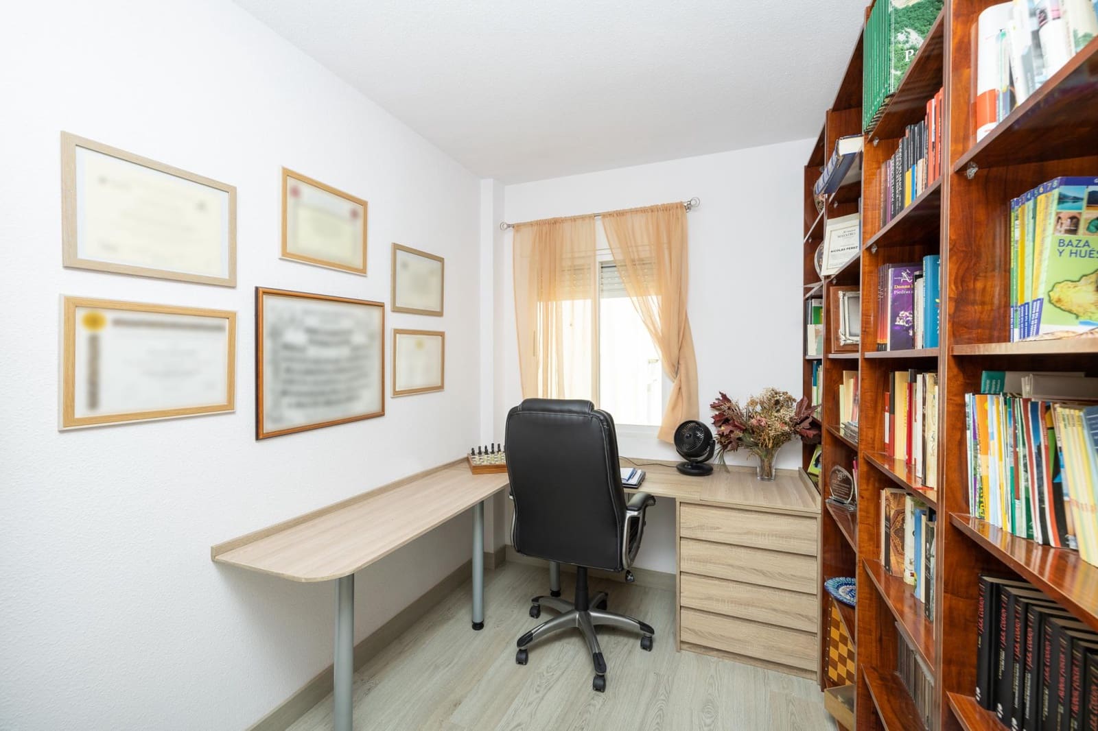 3 sovrum Radhus till salu i Las Gabias med garage - 215 000 € (Ref: 10155475)