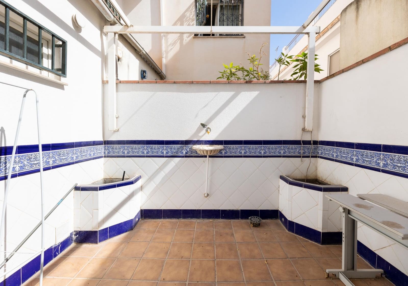 4 slaapkamer Rijtjeshuis te koop in Armilla met garage - € 400.000 (Ref: 10155476)
