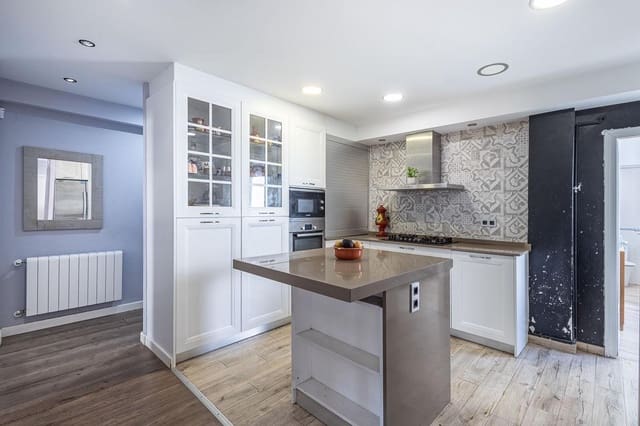 3 quarto Apartamento para venda em Camino de Ronda - Rosaleda, Granada cidade - 330 000 € (Ref: 10155477)
