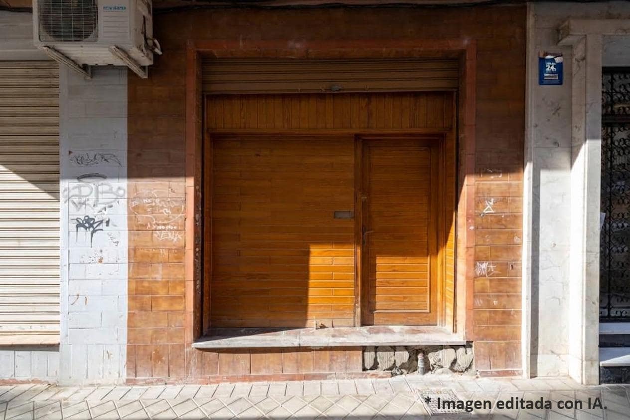 Kommersiell til salgs i Granada by - € 57 000 (Ref: 10155479)