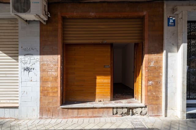 Kommersiell til salgs i Centro, Granada by - € 57 000 (Ref: 10155479)