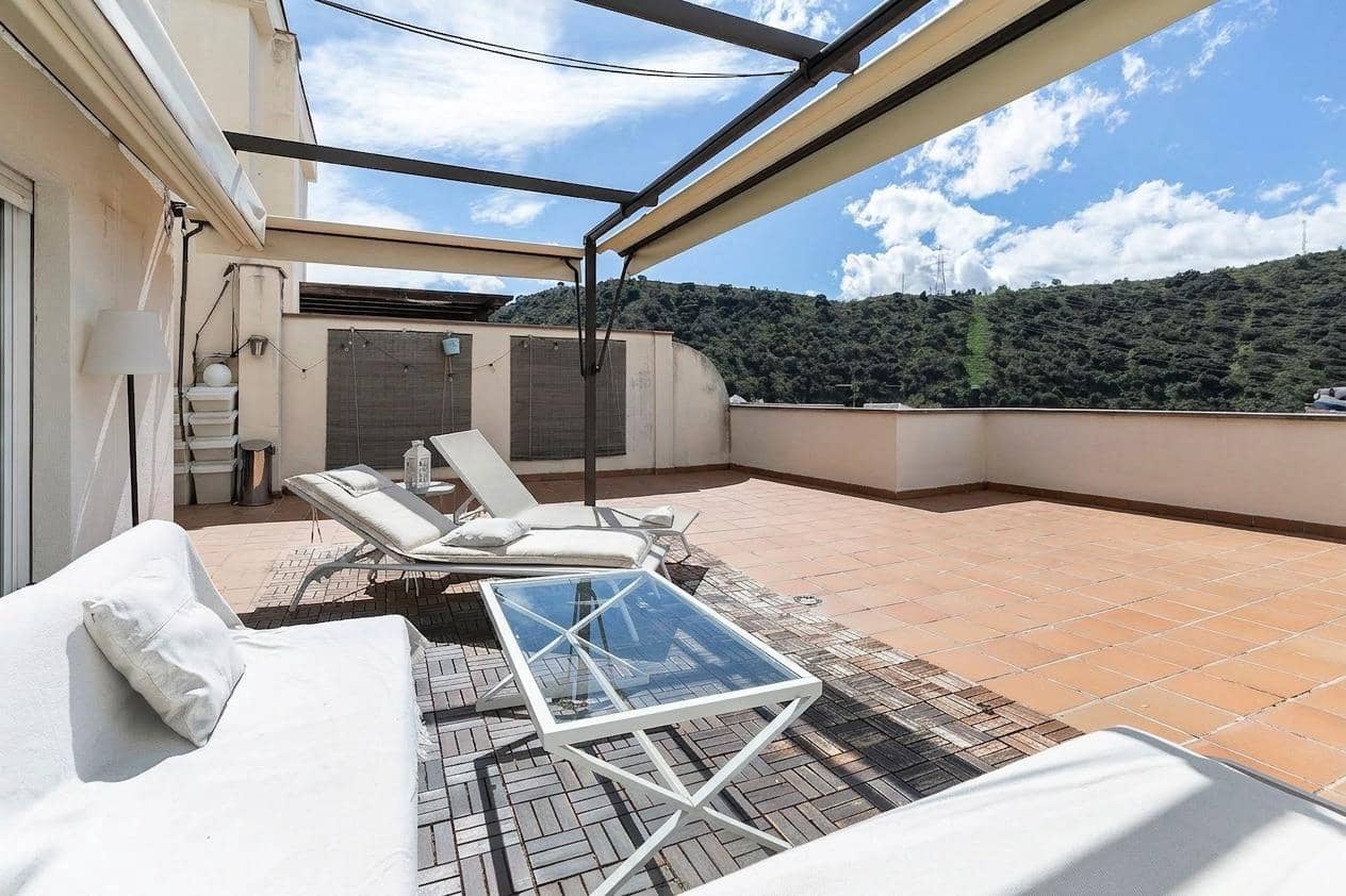 3 quarto Moradia em Banda para venda em Granada cidade com piscina garagem - 450 000 € (Ref: 10155481)