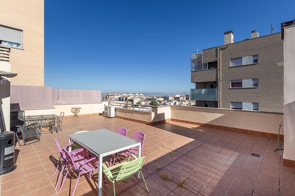 2 camera da letto Attico in vendita in Granada citta con piscina garage - 398.000 € (Rif: 10155482)