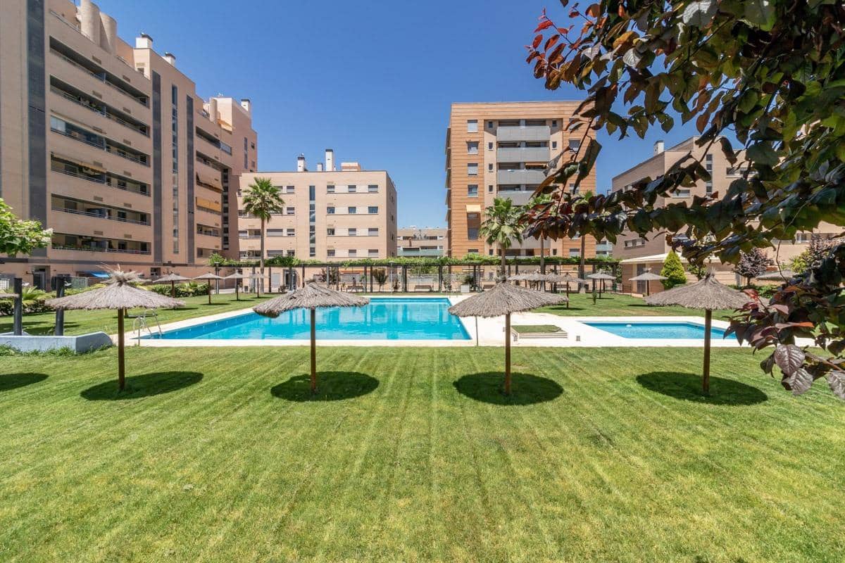 2 camera da letto Attico in vendita in Granada citta con piscina garage - 398.000 € (Rif: 10155482)