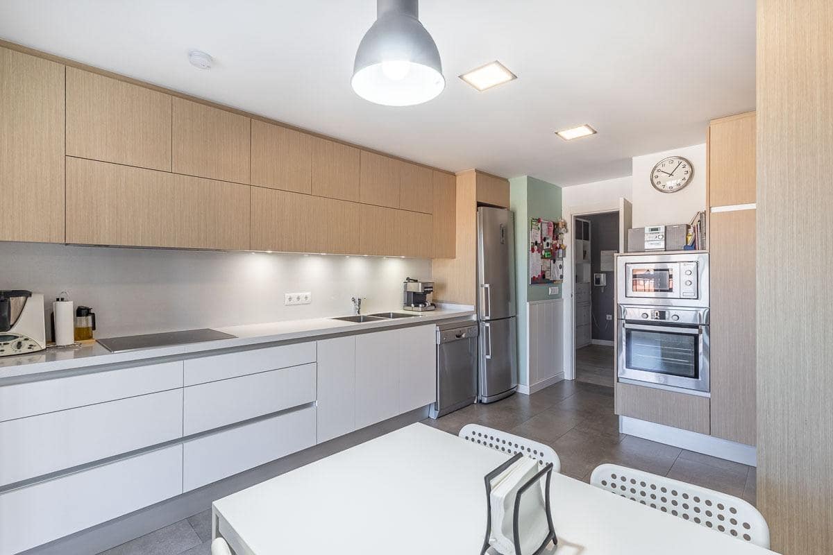 3 sovrum Lägenhet till salu i Granada stad med garage - 469 000 € (Ref: 10155484)