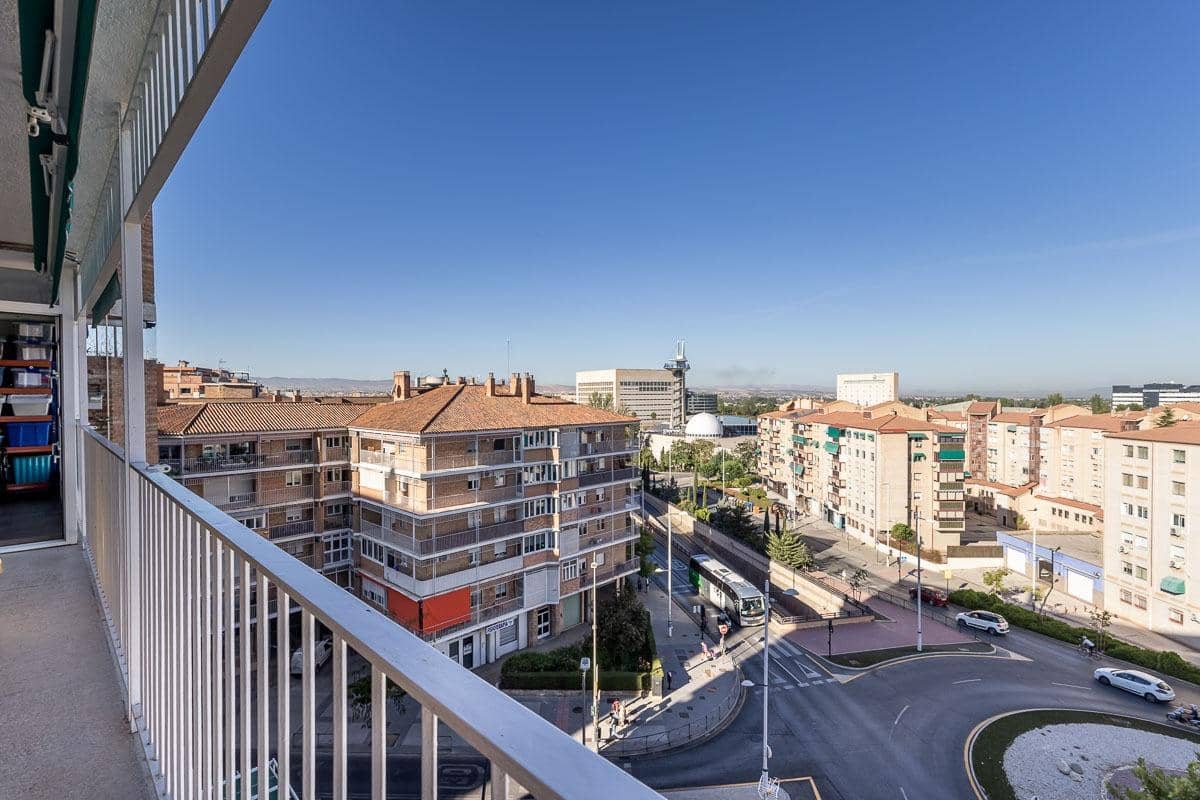 3 sovrum Lägenhet till salu i Granada stad med garage - 469 000 € (Ref: 10155484)
