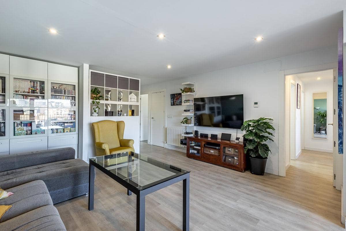 3 sovrum Lägenhet till salu i Granada stad med garage - 469 000 € (Ref: 10155484)