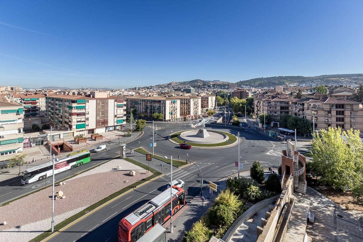 3 sovrum Lägenhet till salu i Granada stad med garage - 469 000 € (Ref: 10155484)