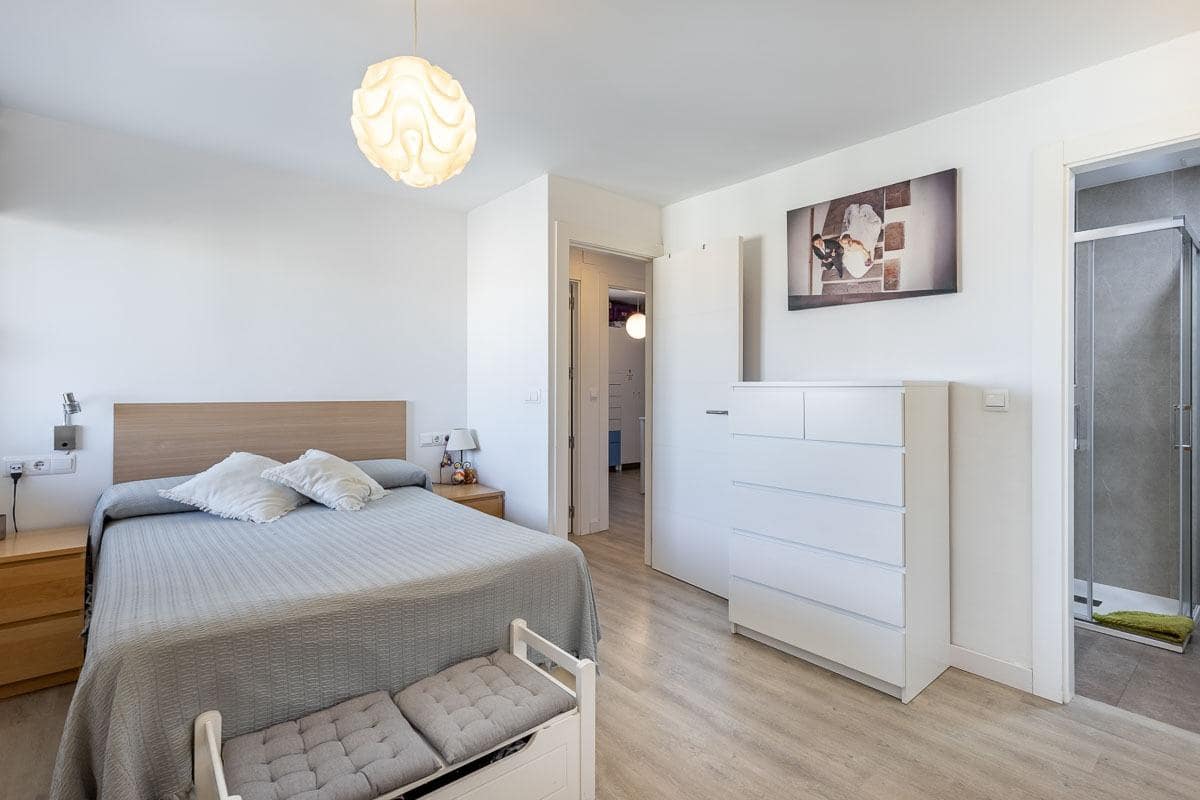 3 sovrum Lägenhet till salu i Granada stad med garage - 469 000 € (Ref: 10155484)