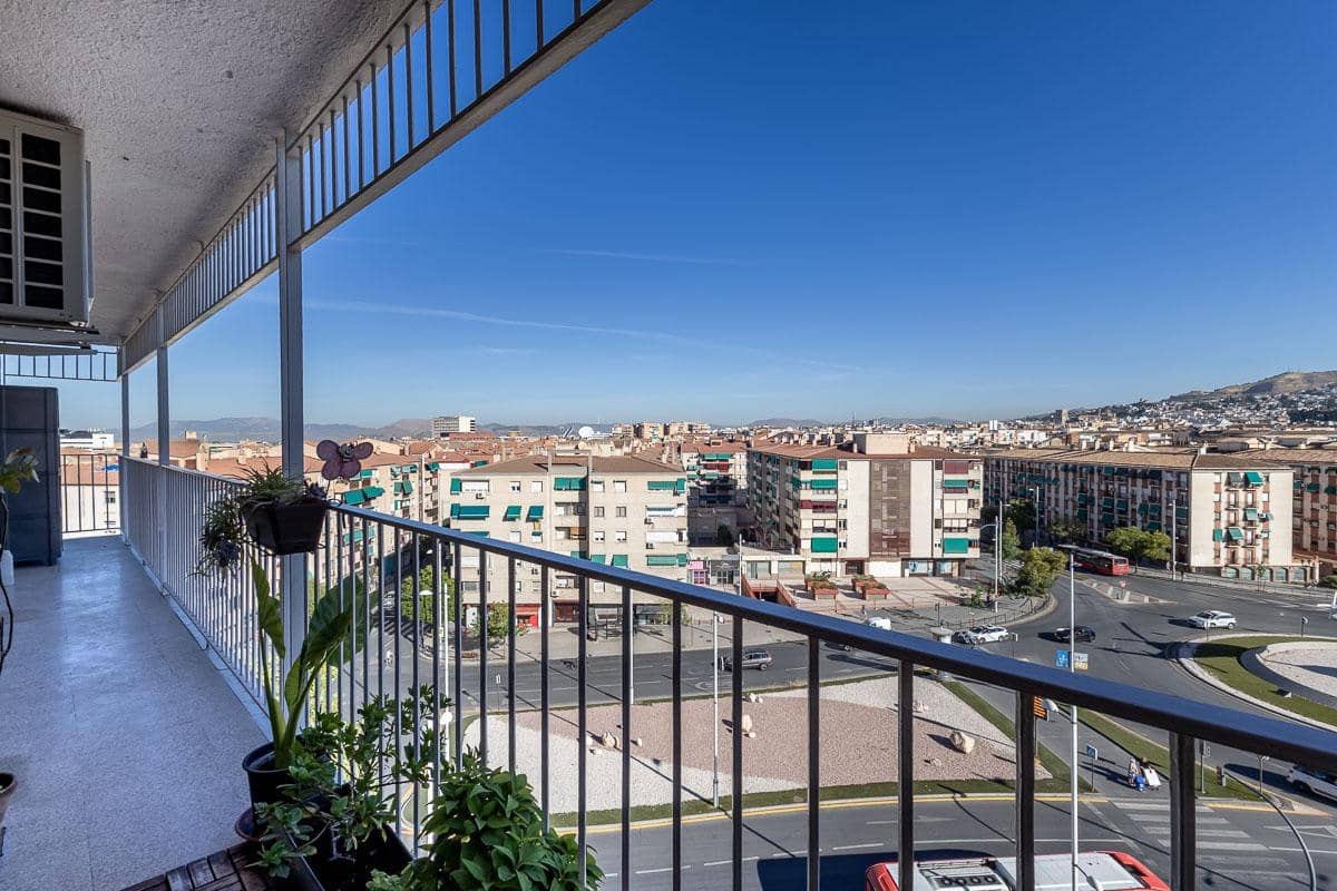 3 sovrum Lägenhet till salu i Granada stad med garage - 469 000 € (Ref: 10155484)