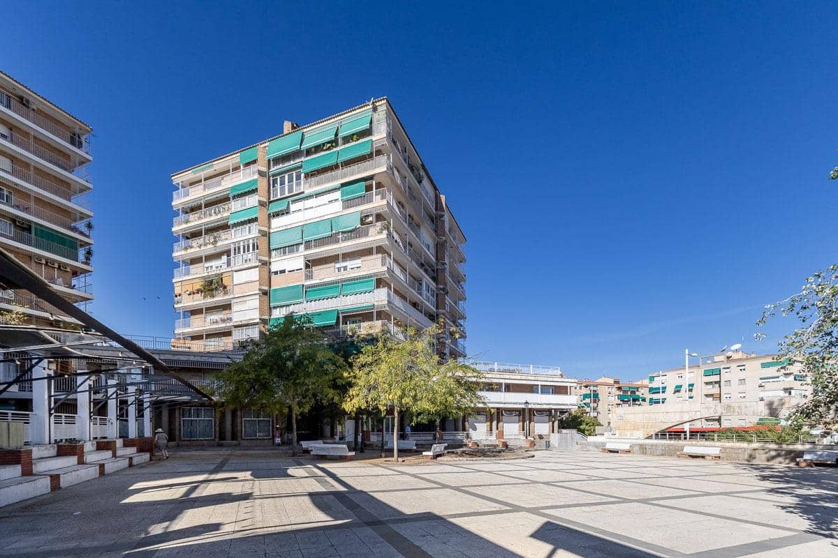 3 sovrum Lägenhet till salu i Granada stad med garage - 469 000 € (Ref: 10155484)