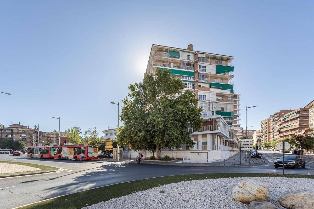 3 sovrum Lägenhet till salu i Granada stad med garage - 469 000 € (Ref: 10155484)