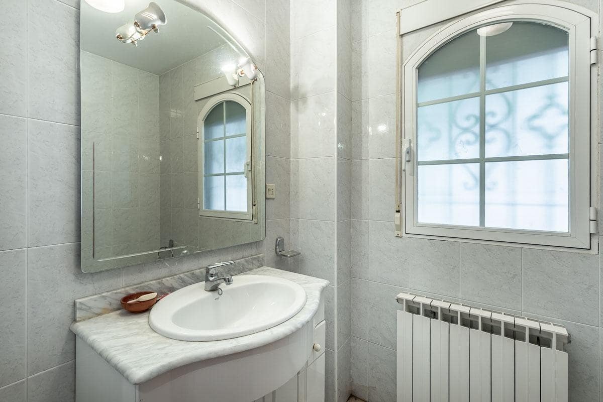 5 soverom Villa til salgs i Ogijares med svømmebasseng garasje - € 550 000 (Ref: 10155485)