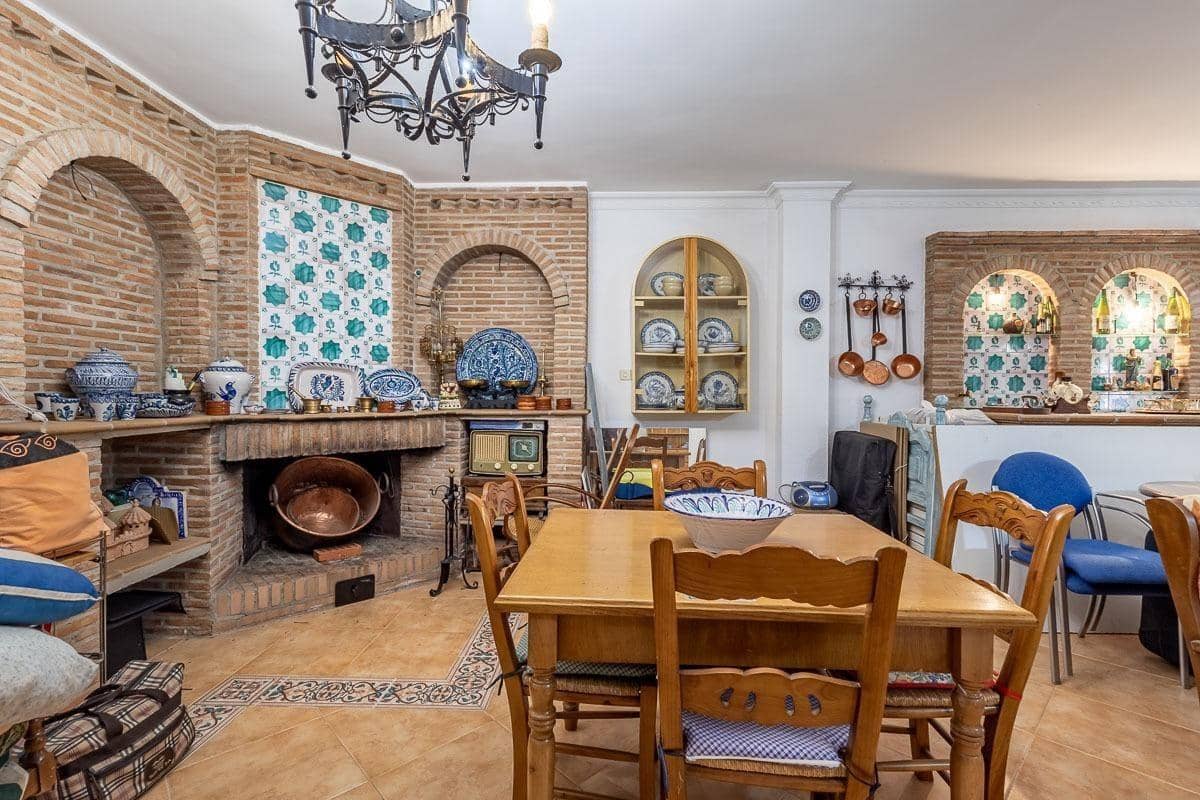 5 soverom Villa til salgs i Ogijares med svømmebasseng garasje - € 550 000 (Ref: 10155485)