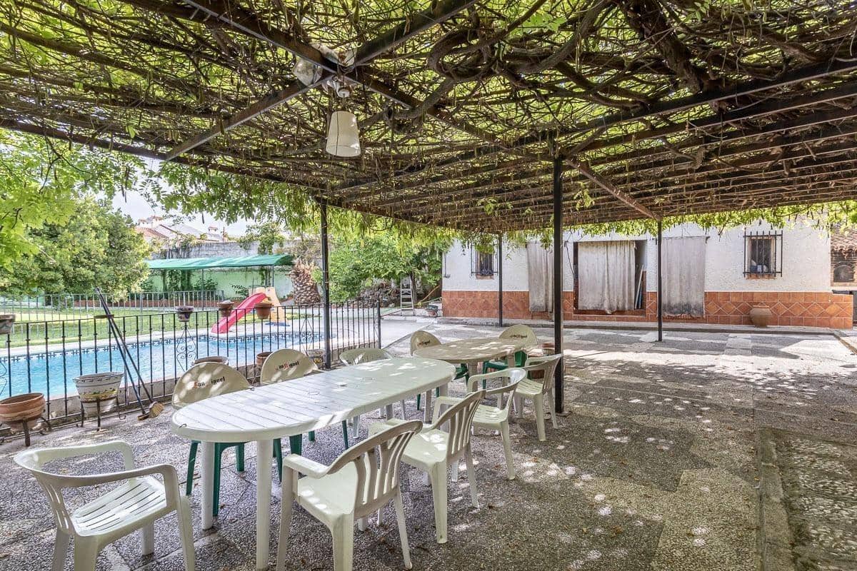 5 soverom Villa til salgs i Ogijares med svømmebasseng garasje - € 550 000 (Ref: 10155485)