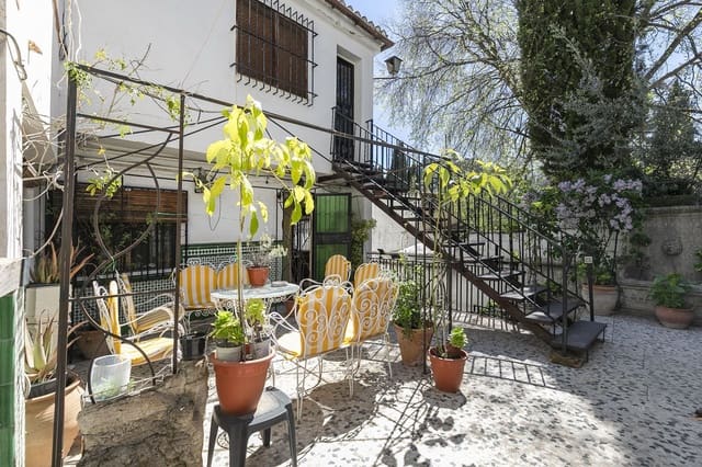 6 soverom Hus til salgs i Albaicin, Granada by med svømmebasseng - € 890 000 (Ref: 10155486)