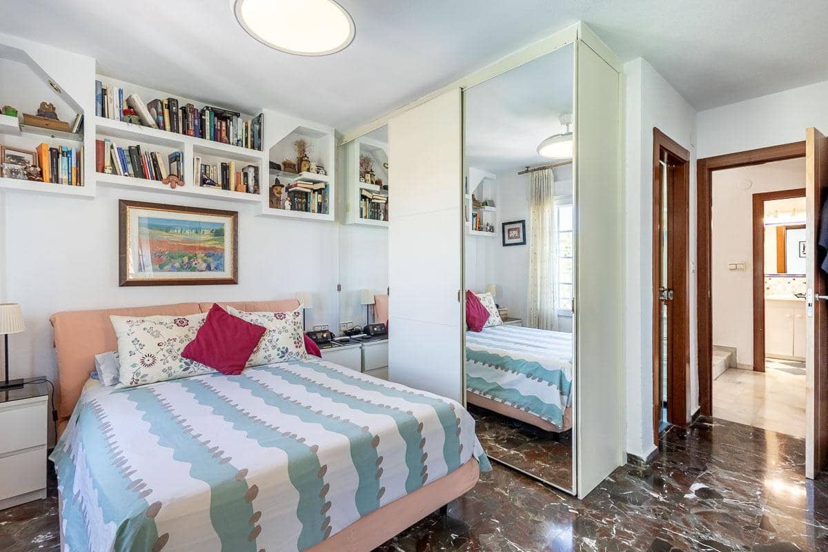 Chalet de 5 habitaciones en La Zubia en venta con piscina garaje - 399.000 € (Ref: 10157873)