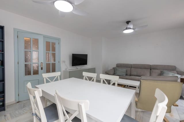 4 soveværelse Villa til salg i La Zubia med swimmingpool - € 279.000 (Ref: 10159641)