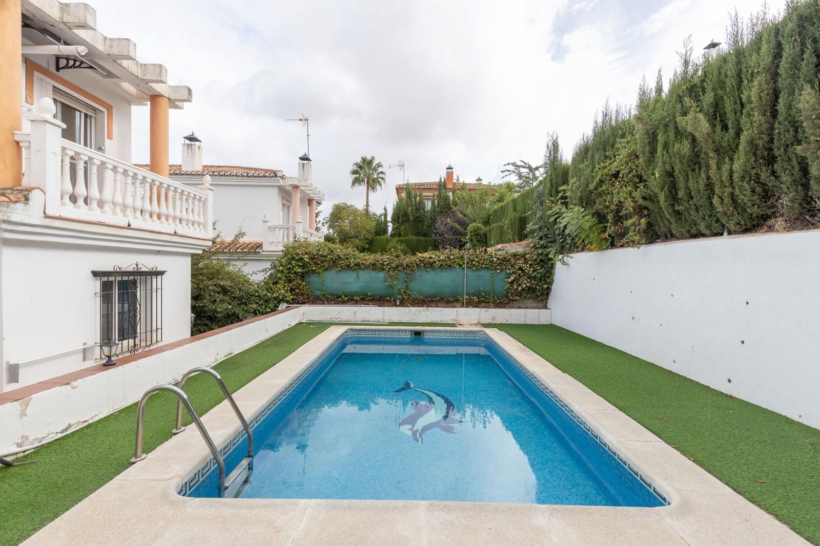 4 bedroom Villa for sale in La Zubia with pool - € 279,000 (Ref: 10159641)