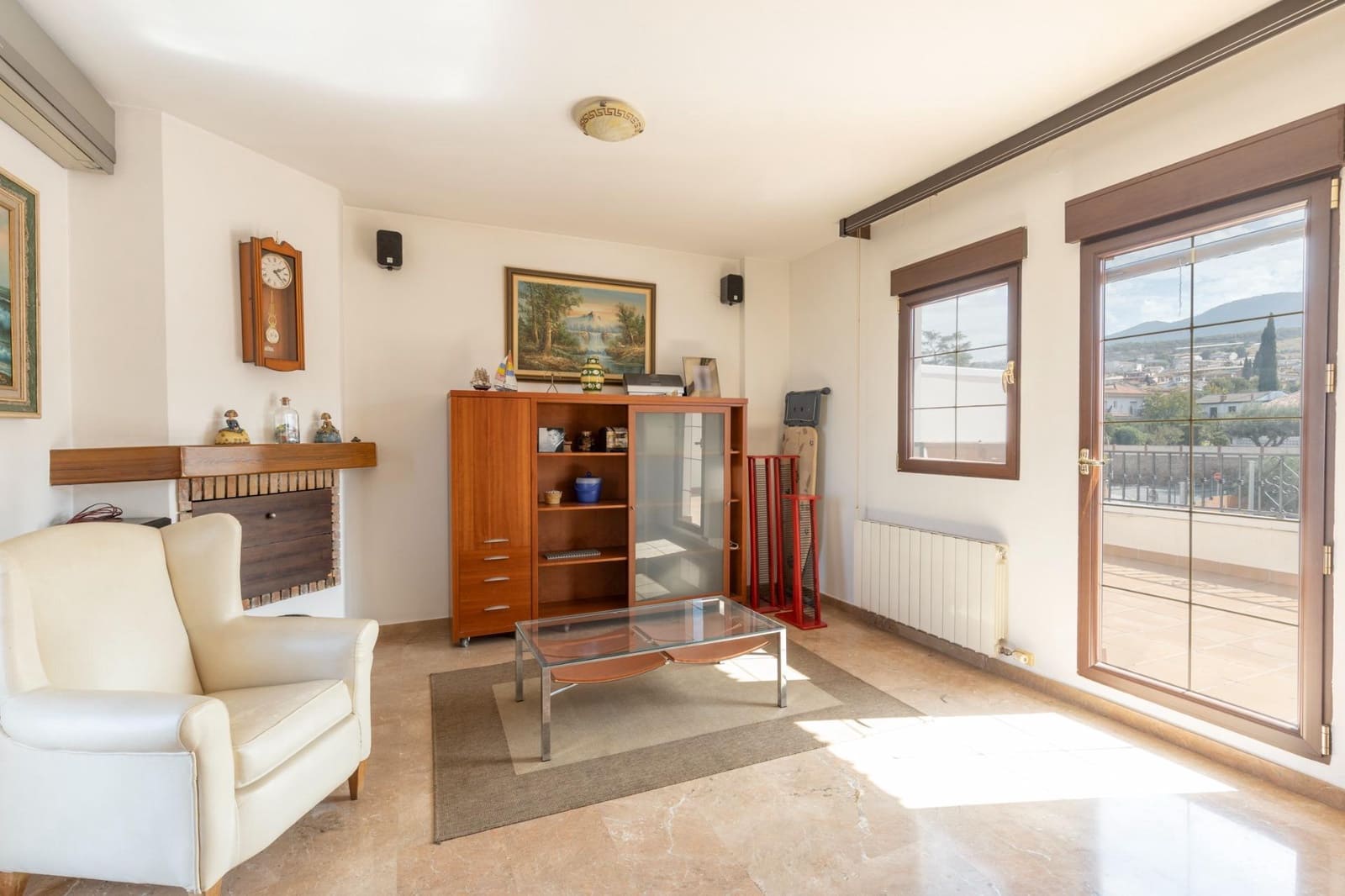 4 slaapkamer Rijtjeshuis te koop in Cajar met zwembad garage - € 295.000 (Ref: 10159642)