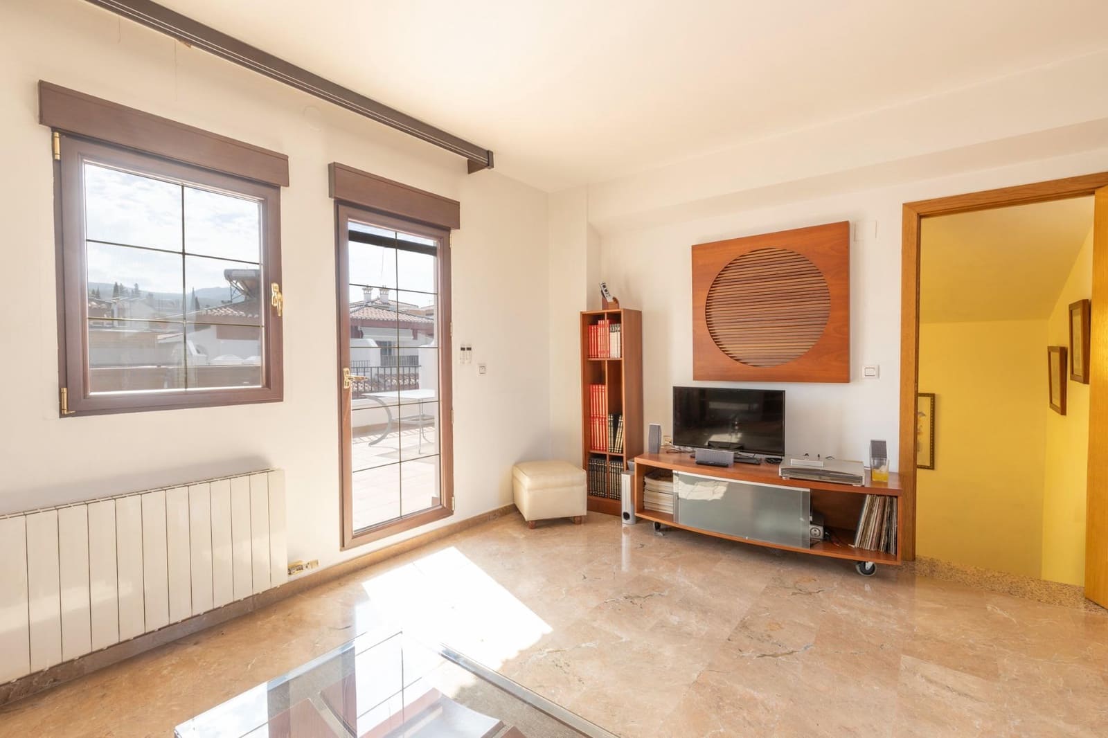 4 slaapkamer Rijtjeshuis te koop in Cajar met zwembad garage - € 295.000 (Ref: 10159642)