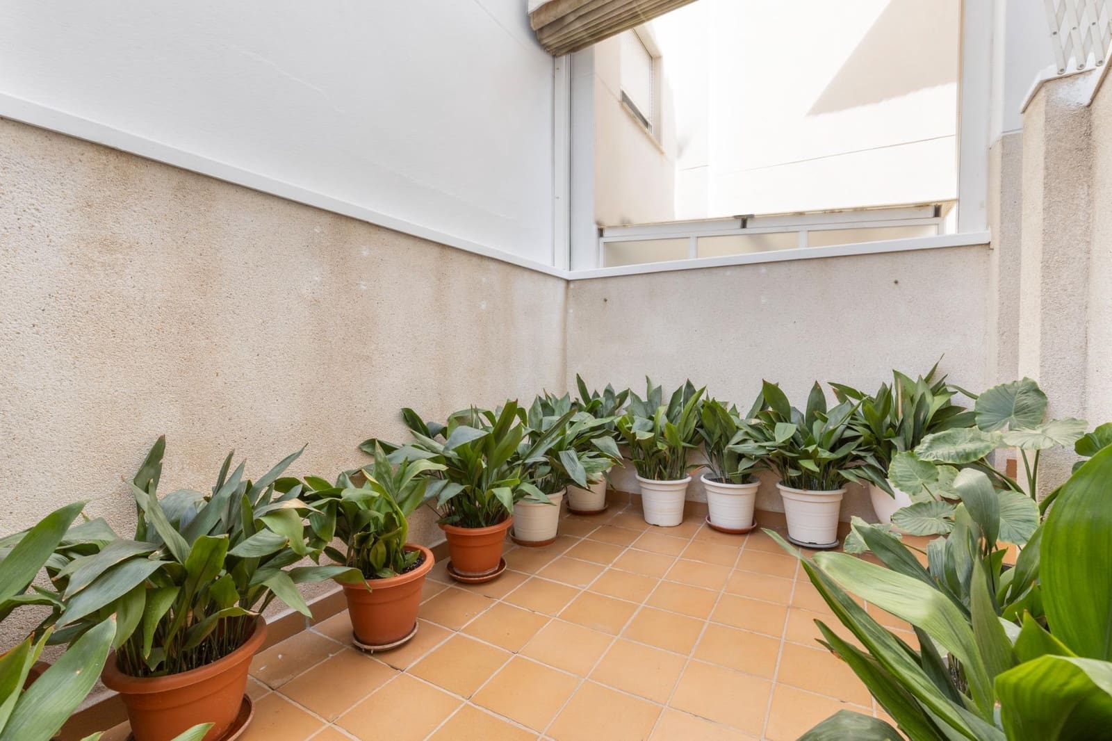 4 slaapkamer Rijtjeshuis te koop in Cajar met zwembad garage - € 295.000 (Ref: 10159642)