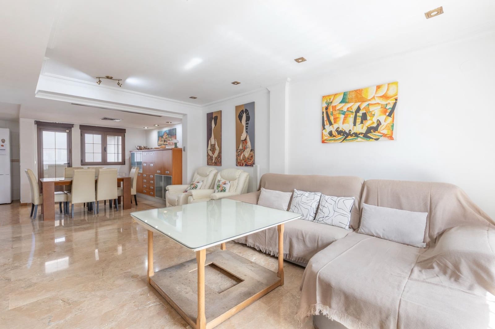 4 slaapkamer Rijtjeshuis te koop in Cajar met zwembad garage - € 295.000 (Ref: 10159642)