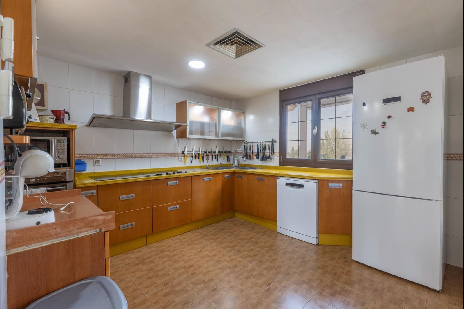 4 slaapkamer Rijtjeshuis te koop in Cajar met zwembad garage - € 295.000 (Ref: 10159642)